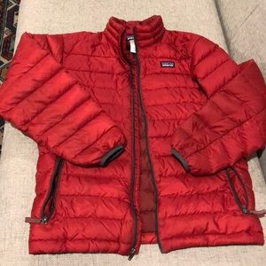 Boys Patagonia warm jacket size 10-12